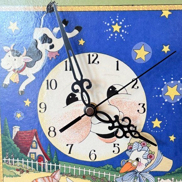 1999 Mary Engelbreit cow jumped over the moon wall clock - Picture 9 of 17